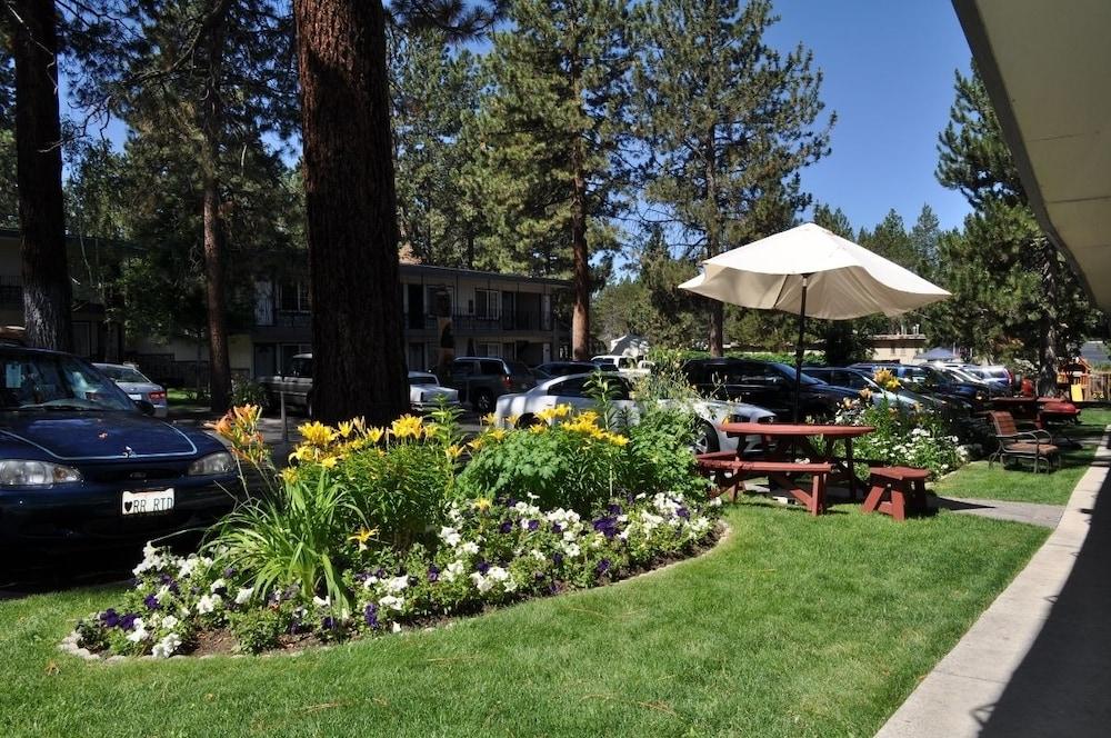 Americana Village * South Lake Tahoe